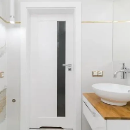Ferienhaus Comfortable Home, Sauna, Whirlpool Mielenko