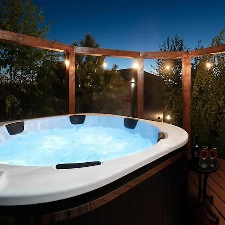 Comfortable Home, Sauna, Whirlpool Mielenko